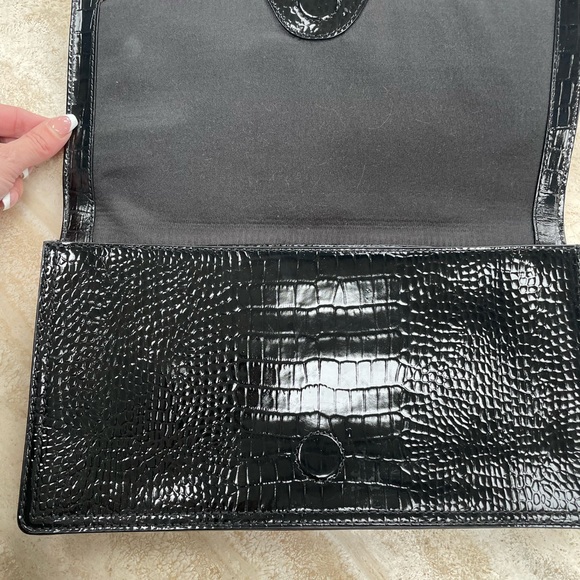Banana Republic patent leather black crocodile embossed clutch - Picture 5 of 8